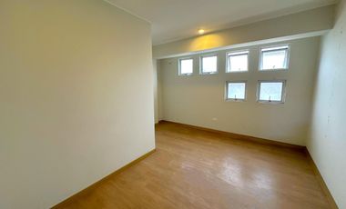 EDIFICIO COMERCIAL EN ALQUILER,850 M2, 5 PISOS, VES