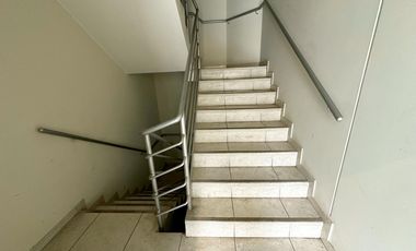 EDIFICIO COMERCIAL EN ALQUILER,850 M2, 5 PISOS, VES