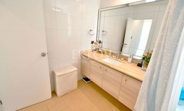 casa mediterránea de 2 pisos en Reñaca, Viña del Mar