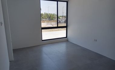 Casa de venta en la Urbanización La Costa Samborondón, Samborondón