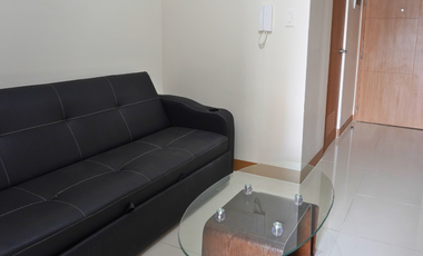 1 Bedroom with Balcony for Rent in Unit Red Residences in Makati City