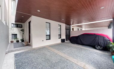 2 Storey House and Lot for Sale at BF Homes Parañaque City