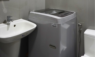 1 Bedroom with Balcony Unit for Rent in Air Residences in Makati City