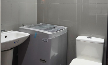 1 Bedroom with Balcony Unit for Rent in Air Residences in Makati City