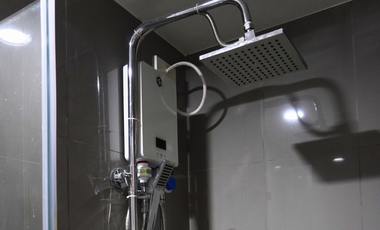 1 Bedroom with Balcony Unit for Rent in Air Residences in Makati City