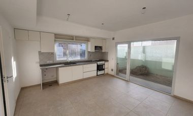Vendo duplex en esquina a estrenar de primera calidad en zona Dorrego 2