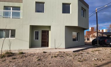 Vendo duplex en esquina a estrenar de primera calidad en zona Dorrego 2