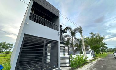 4 Bedroom House with 120 sqm Extra Lot for Sale in Angeles City Pampanga