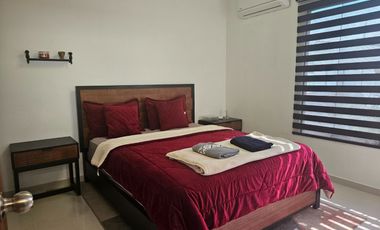En Venta Casa de 4 Dorm. en Urbanización Uxmal - Manta