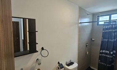 En Venta Casa de 4 Dorm. en Urbanización Uxmal - Manta