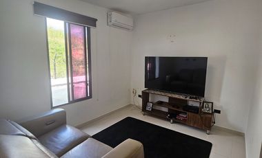 En Venta Casa de 4 Dorm. en Urbanización Uxmal - Manta