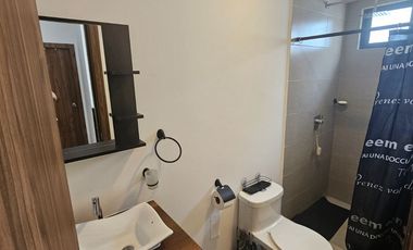 En Venta Casa de 4 Dorm. en Urbanización Uxmal - Manta