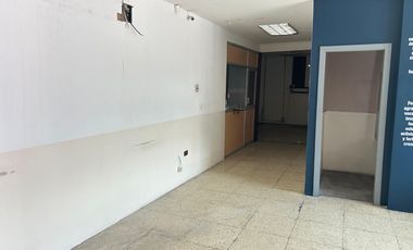 Urdesa, Renta Excelente Casa con Permiso de Uso de Suelo comercial 2200 mts2