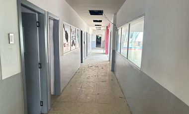 Urdesa, Renta Excelente Casa con Permiso de Uso de Suelo comercial 2200 mts2