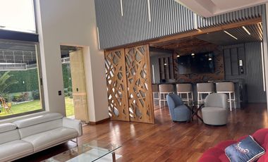 Casa en Condominio en Jardines del Pedregal.