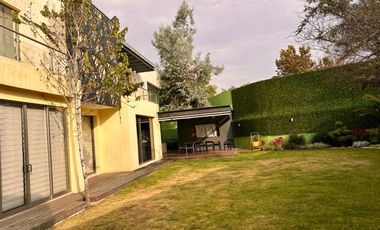 Casa en Condominio en Jardines del Pedregal.