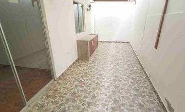🏡✨ Casa de 2 pisos en estreno – Galilea, Castilla
¡A precio de departamento! ✨🏡