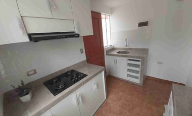🏡✨ Casa de 2 pisos en estreno – Galilea, Castilla
¡A precio de departamento! ✨🏡
