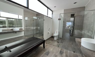 Casa en Renta Amueblada, en El Bosque Country Club