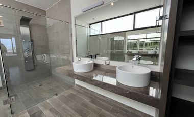 Casa en Renta Amueblada, en El Bosque Country Club