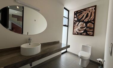 Casa en Renta Amueblada, en El Bosque Country Club