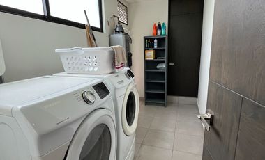 Casa en Renta Amueblada, en El Bosque Country Club