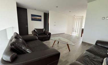 Casa en Renta Amueblada, en El Bosque Country Club