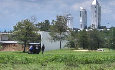 Casa en Renta Amueblada, en El Bosque Country Club