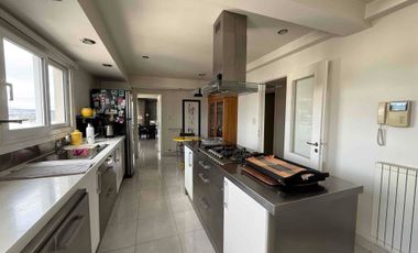 Penhouse 340 m² | Suite con jacuzzi + sauna + quincho | Tandil