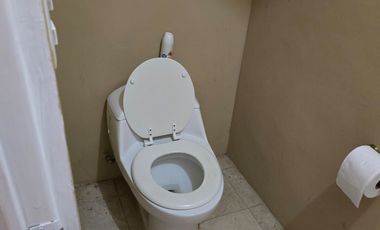 SE RENTA MUY AMPLIA Y BONITA CASA EN FRACC. PRIVADO, AREA VALLE DEL SOL