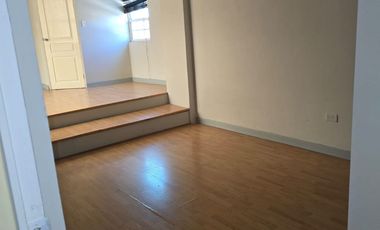 SE RENTA MUY AMPLIA Y BONITA CASA EN FRACC. PRIVADO, AREA VALLE DEL SOL