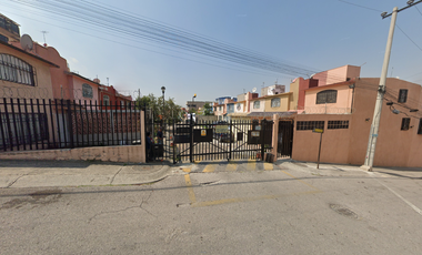 CASA EN CALLE BOSQUES DE MEZQUITES, REAL DEL BOSQUE, TULTITLAN, ESTADO DE MÉXICO. ¡NO CRÉDITOS!