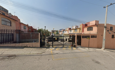 CASA EN CALLE BOSQUES DE MEZQUITES, REAL DEL BOSQUE, TULTITLAN, ESTADO DE MÉXICO. ¡NO CRÉDITOS!