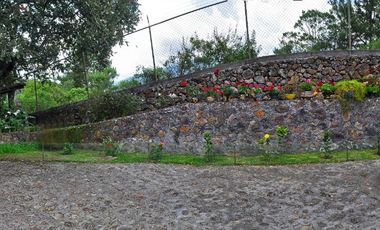 PROPIEDAD CON VISTA AL LAGO DE ZIRAHUÉN EN COPÁNDARO $7,000,000