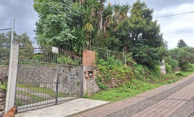 PROPIEDAD CON VISTA AL LAGO DE ZIRAHUÉN EN COPÁNDARO $7,000,000