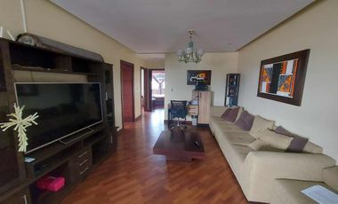 Departamento de venta en cuenca en plena Ave. Paucarbamaba zona estrategica a 100 m de la clinica paucarbamba