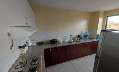 Departamento de venta en cuenca en plena Ave. Paucarbamaba zona estrategica a 100 m de la clinica paucarbamba
