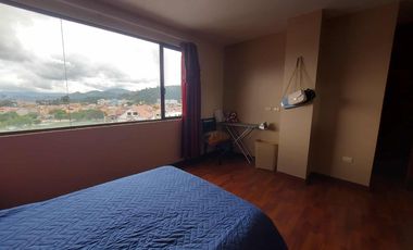 Departamento de venta en cuenca en plena Ave. Paucarbamaba zona estrategica a 100 m de la clinica paucarbamba