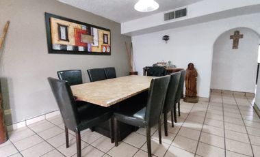 CASA EN SAN RAFAEL CON RECAMARA EN PLANTA BAJA