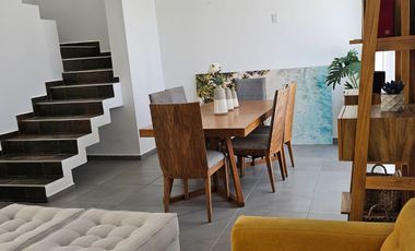 CASA EN VENTA EN BELENES