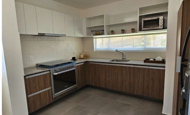 CASA EN VENTA EN BELENES