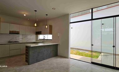 🏡✨ Casa de estreno de 3 pisos en Urb. Boulevard Park Plaza – Castilla ✨🏡