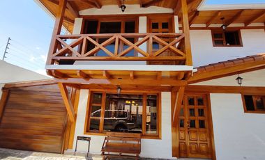 CASA ESQUINERA EN VENTA ESTILO ESPAÑOL, en conjunto cerca de El San Luis Shopping.