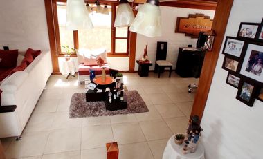 CASA ESQUINERA EN VENTA ESTILO ESPAÑOL, en conjunto cerca de El San Luis Shopping.