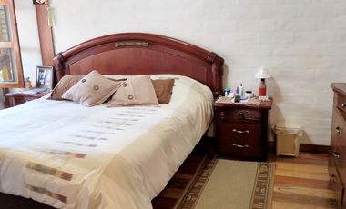 CASA ESQUINERA EN VENTA ESTILO ESPAÑOL, en conjunto cerca de El San Luis Shopping.