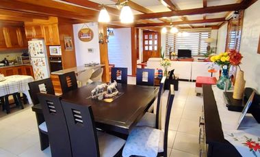 CASA ESQUINERA EN VENTA ESTILO ESPAÑOL, en conjunto cerca de El San Luis Shopping.