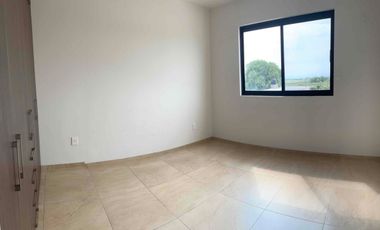 Estrena  como nueva en Los Robles III
