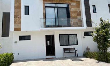 Estrena  como nueva en Los Robles III