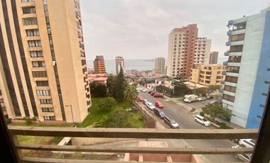 Venta departamento 4 dormitorios amplios a pasos Parque Brasil | Diaz Gana con Angamos