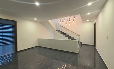 Casa en renta coto Aleman Valle Imperial